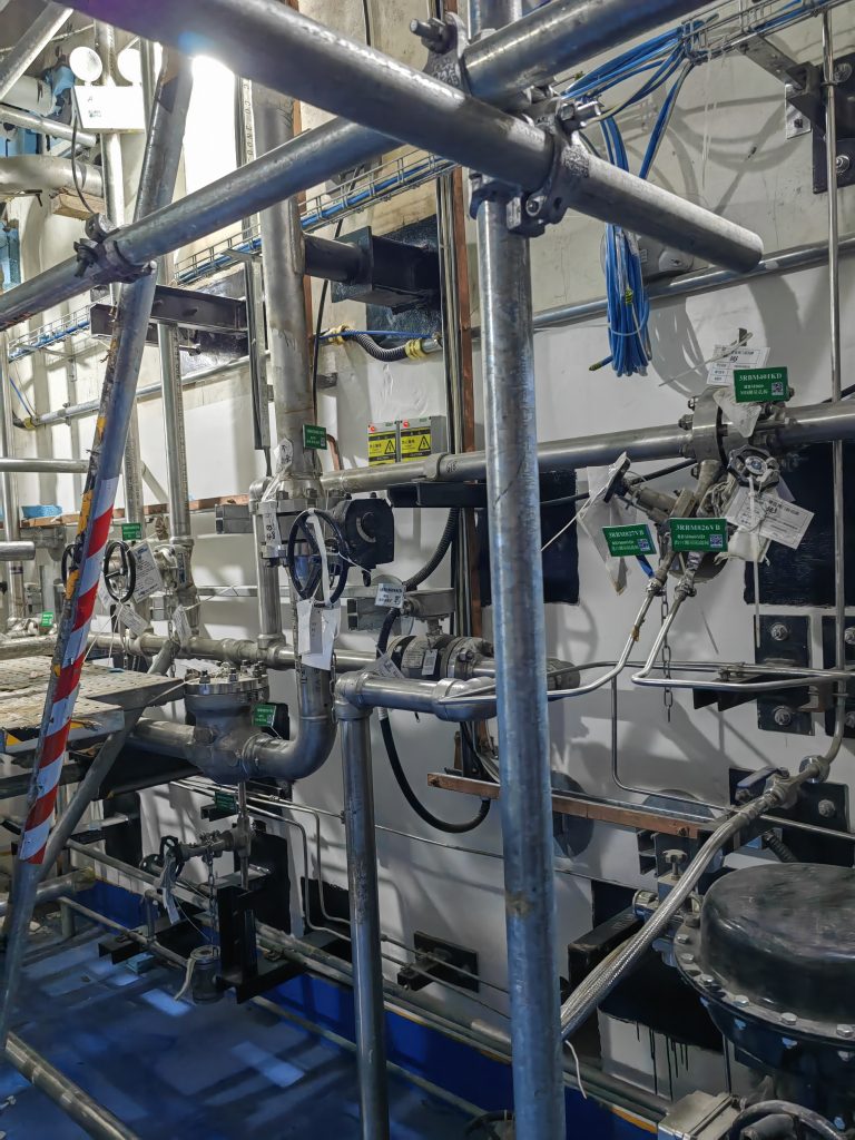 Рекомендуется оценить оба возможности устройства и конфигурация системы вместе во время выбора.